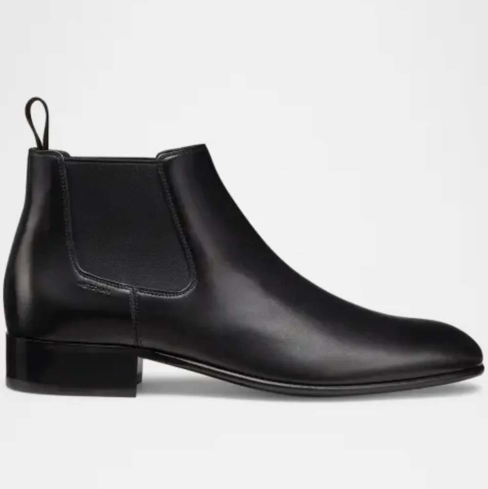 Stuart Weitzman Men Adwin Black Leather Chelsea Boots... Size 10M